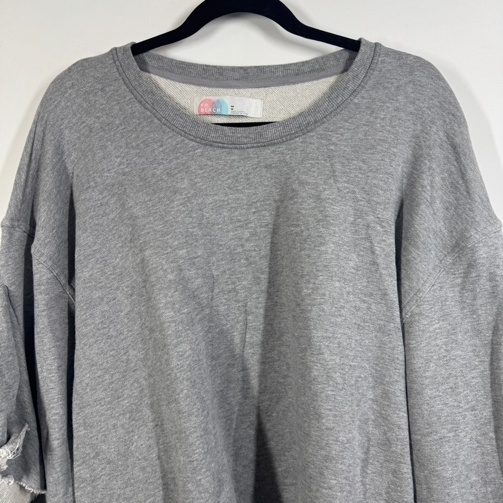 Free People Beach Grey Ruffle Sleeve Sweatshirt Top Size M Casual Cozy Pullover - Picture 3 of 11